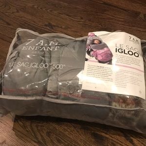 The ultimate versatile footmuff